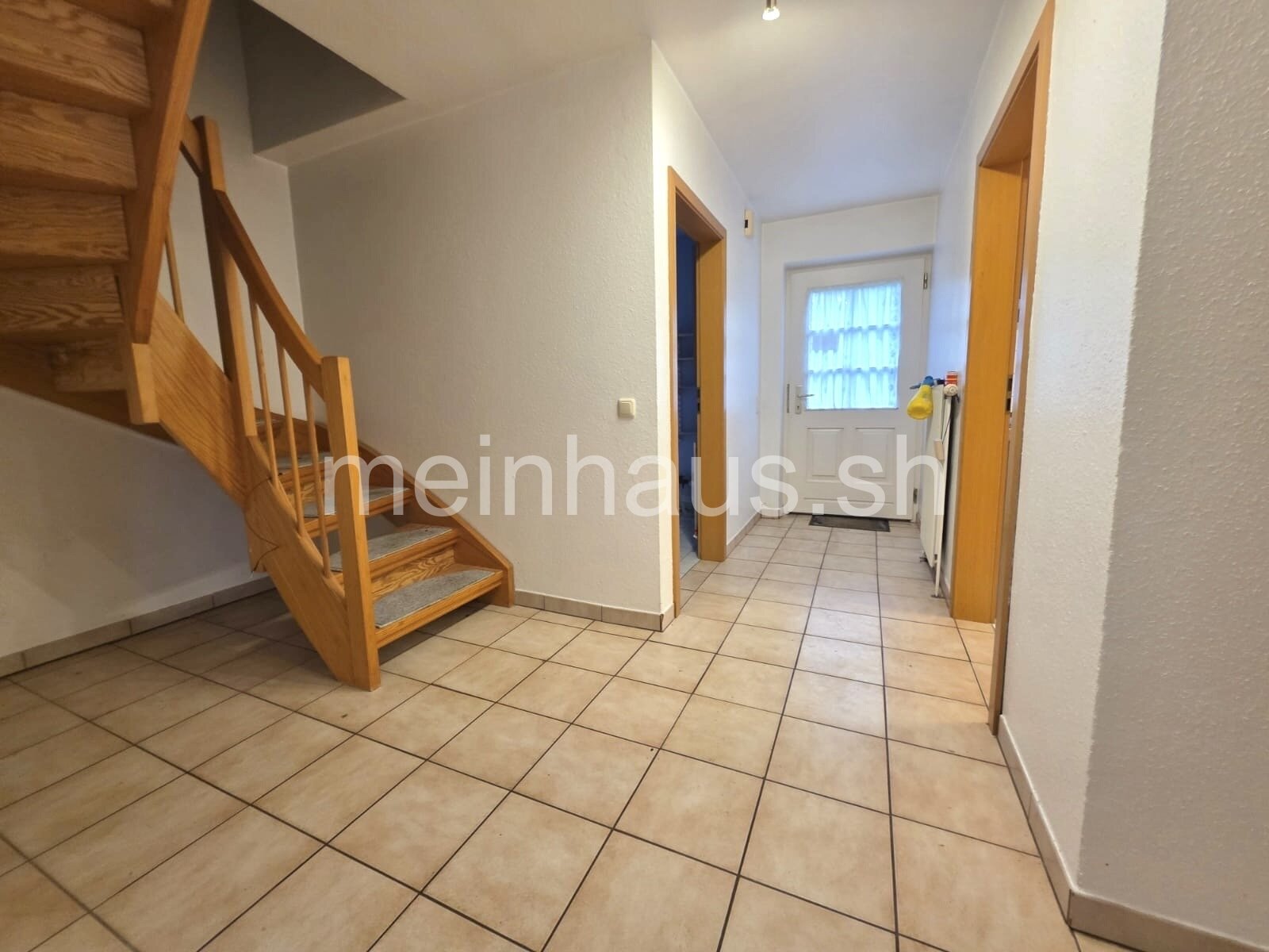 Schönes Reihenendhaus mit Terrasse